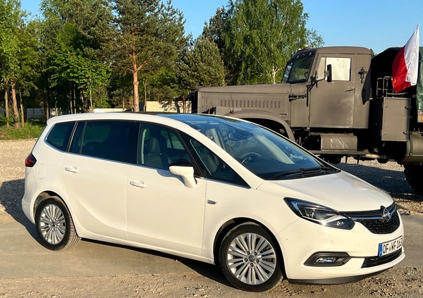 Opel Zafira cena 44000 przebieg: 227000, rok produkcji 2017 z Zakopane małe 436